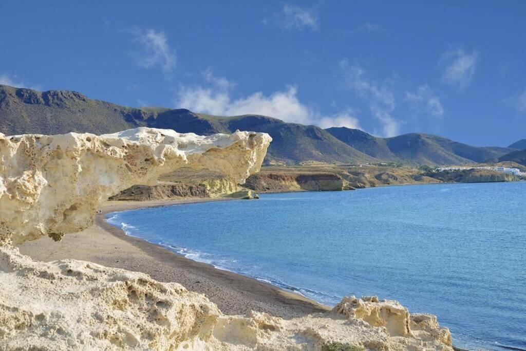 Atico Con Encanto En Cabo De Gata. A 100M De La Playa. Carboneras Bagian luar foto